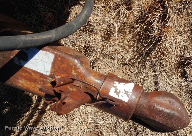 image for item DF8203 Sterling  soil packer