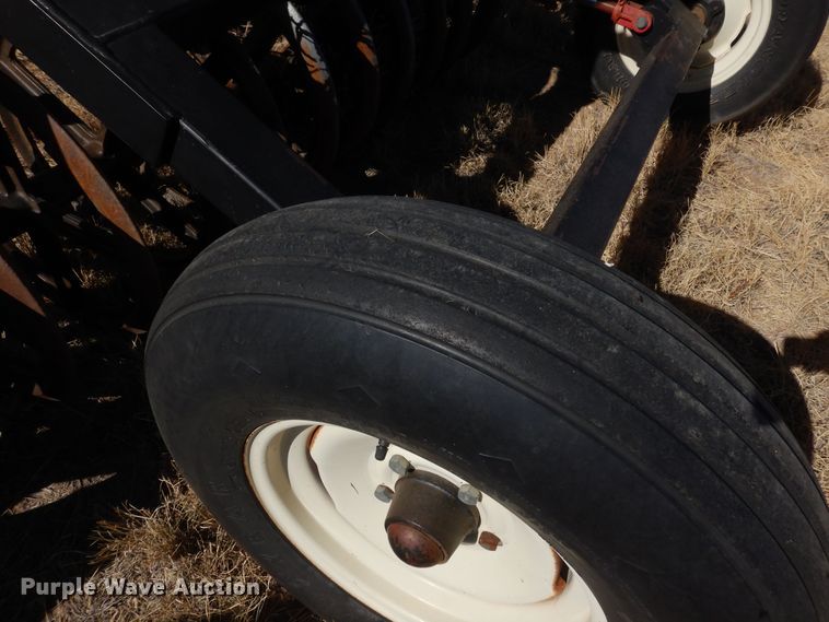 image for item DF8203 Sterling  soil packer