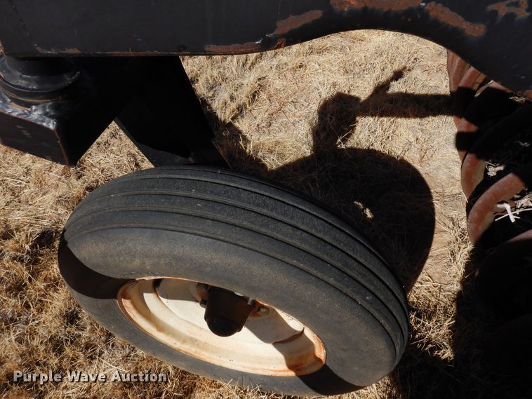 image for item DF8203 Sterling  soil packer