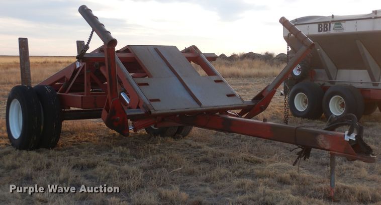 image for item DF8209 2000 Pro Ag Designs HD4SR  bale stacker