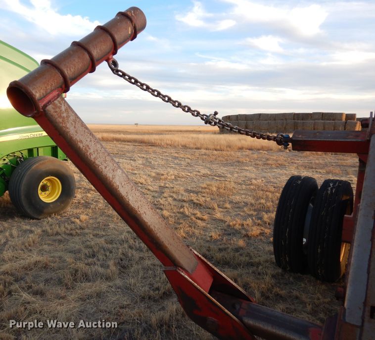 image for item DF8209 2000 Pro Ag Designs HD4SR  bale stacker
