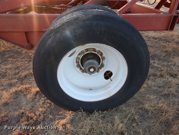 image for item DF8209 2000 Pro Ag Designs HD4SR  bale stacker