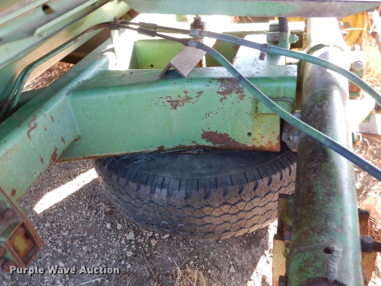 image for item DK7300 John Deere 6600  combine