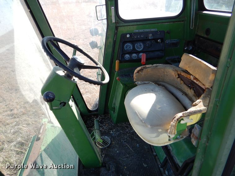 image for item DK7300 John Deere 6600  combine
