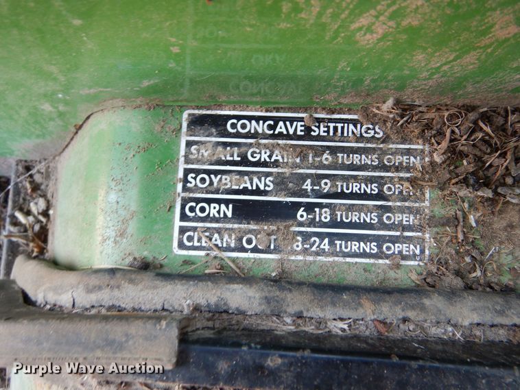 image for item DK7300 John Deere 6600  combine