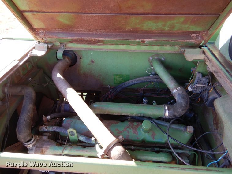 image for item DK7300 John Deere 6600  combine