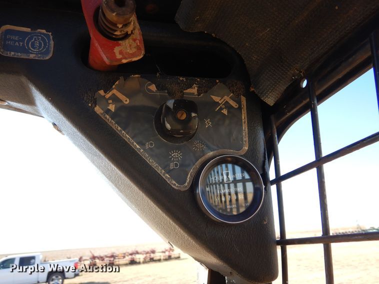 image for item DK8761 Mustang 960  skid steer loader