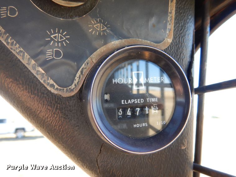 image for item DK8761 Mustang 960  skid steer loader