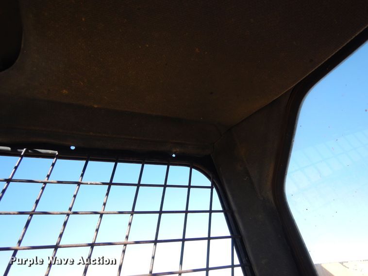 image for item DK8761 Mustang 960  skid steer loader