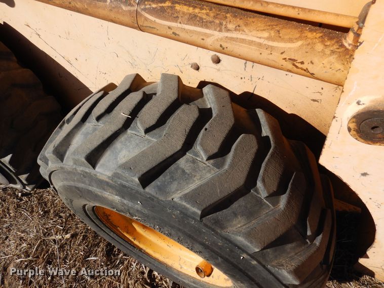 image for item DK8761 Mustang 960  skid steer loader