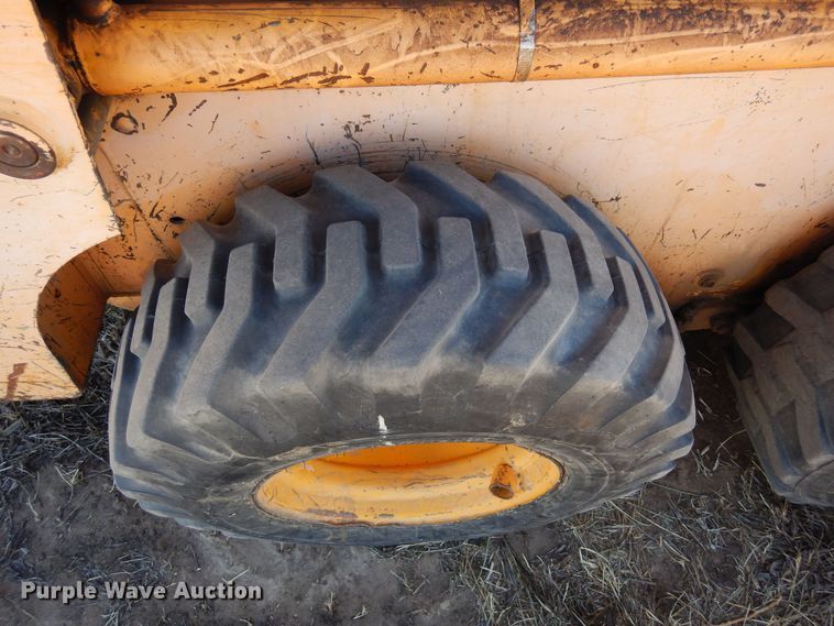 image for item DK8761 Mustang 960  skid steer loader