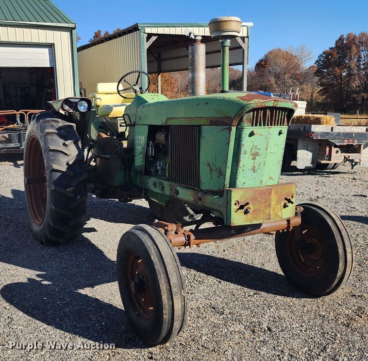 1962 John Deere 3010 tractor in Centerview, MO Item DM4830 sold Purple Wave