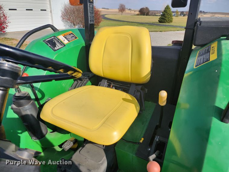 image for item DM4855 1994 John Deere 5300  tractor