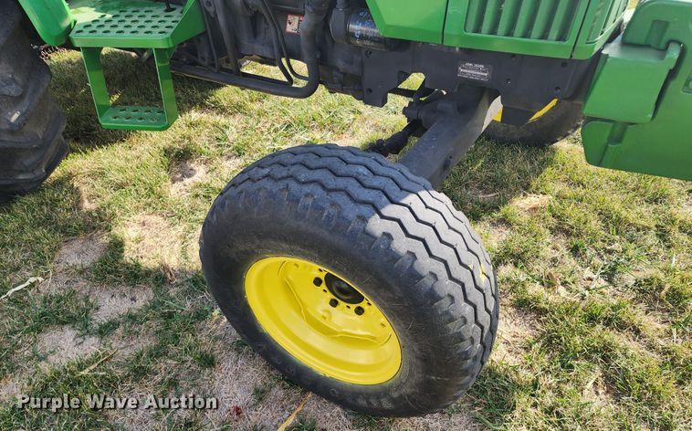 image for item DM4855 1994 John Deere 5300  tractor