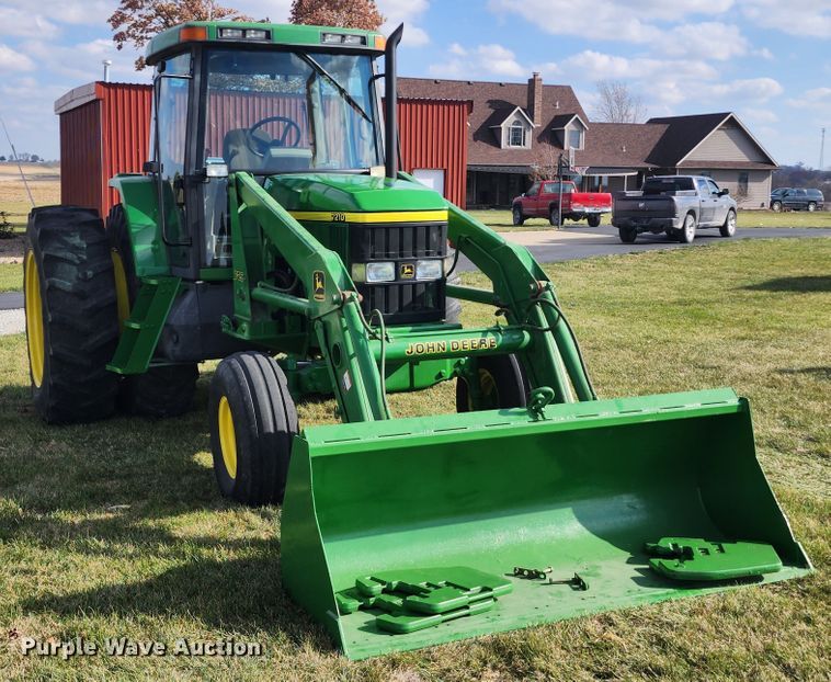 image for item DM4856 1994 John Deere 7210  tractor