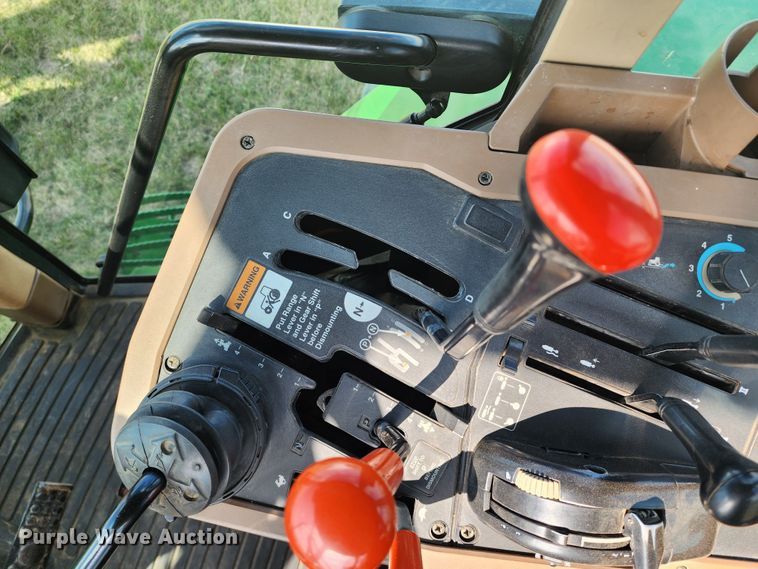 image for item DM4856 1994 John Deere 7210  tractor