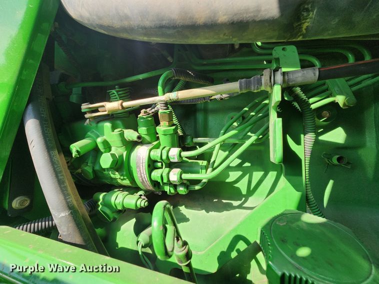 image for item DM4856 1994 John Deere 7210  tractor