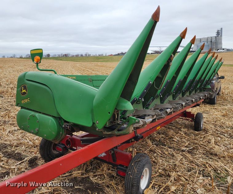 image for item DM4867 2011 John Deere 608CX  corn head