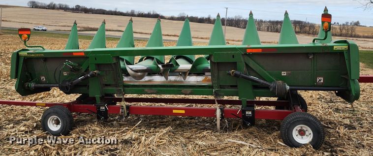 image for item DM4867 2011 John Deere 608CX  corn head