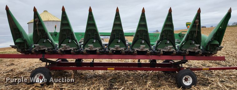 image for item DM4867 2011 John Deere 608CX  corn head