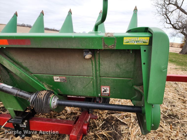 image for item DM4867 2011 John Deere 608CX  corn head
