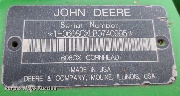 image for item DM4867 2011 John Deere 608CX  corn head