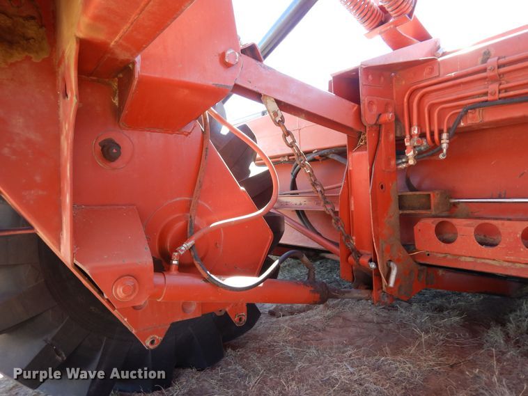 image for item DN6261 1996 Hesston 8100  windrower