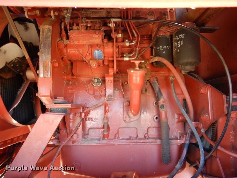 image for item DN6261 1996 Hesston 8100  windrower