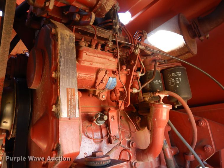 image for item DN6261 1996 Hesston 8100  windrower