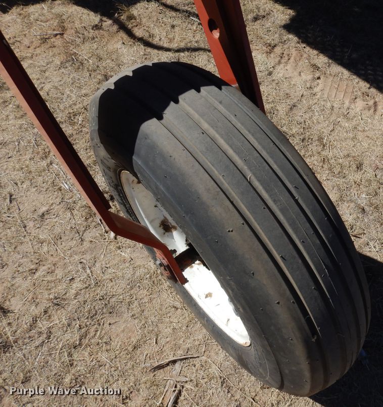 image for item DN6261 1996 Hesston 8100  windrower