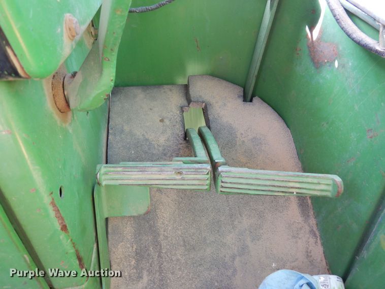 image for item DN6263 1967 John Deere 4020  tractor