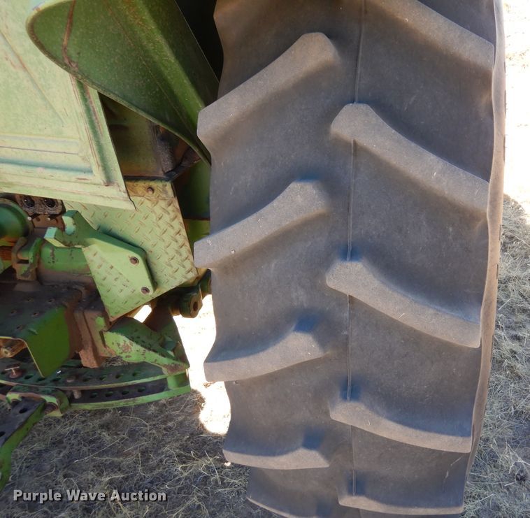 image for item DN6263 1967 John Deere 4020  tractor