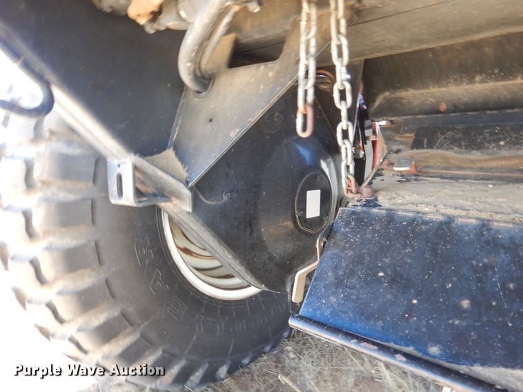 image for item DN6264 2002 Hesston 8450  windrower