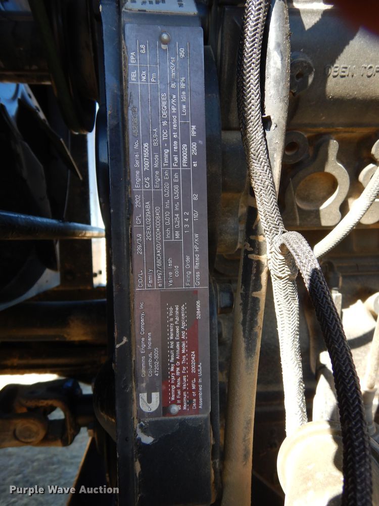 image for item DN6264 2002 Hesston 8450  windrower