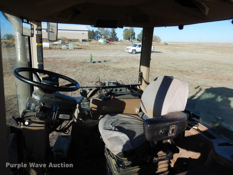 image for item DN6265 1998 John Deere 8200  MFWD tractor