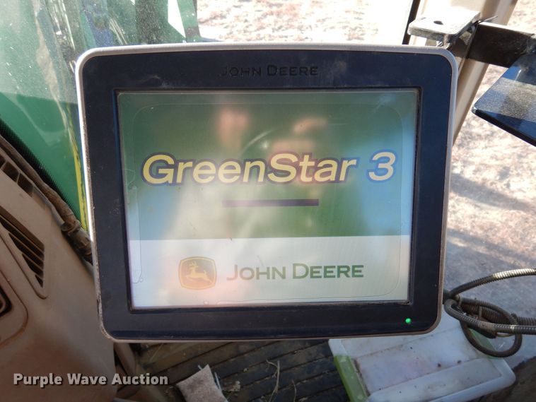 image for item DN6265 1998 John Deere 8200  MFWD tractor