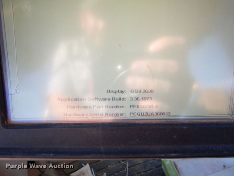 image for item DN6265 1998 John Deere 8200  MFWD tractor