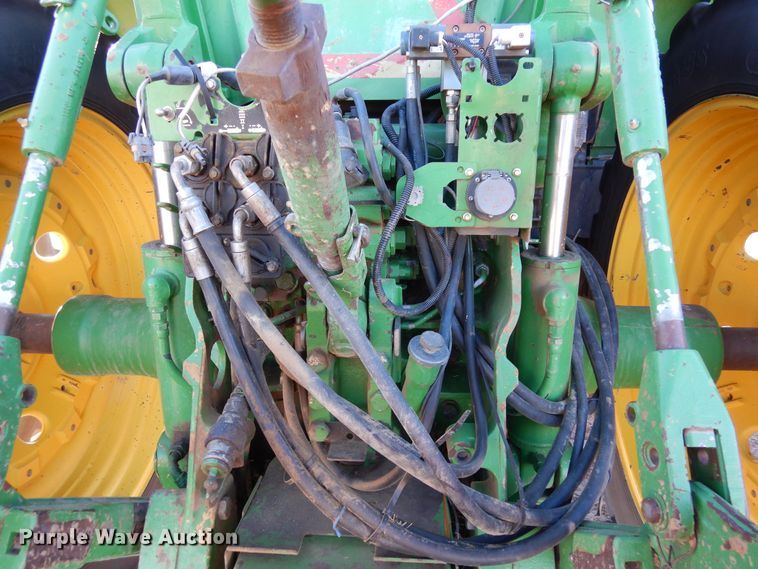 image for item DN6265 1998 John Deere 8200  MFWD tractor