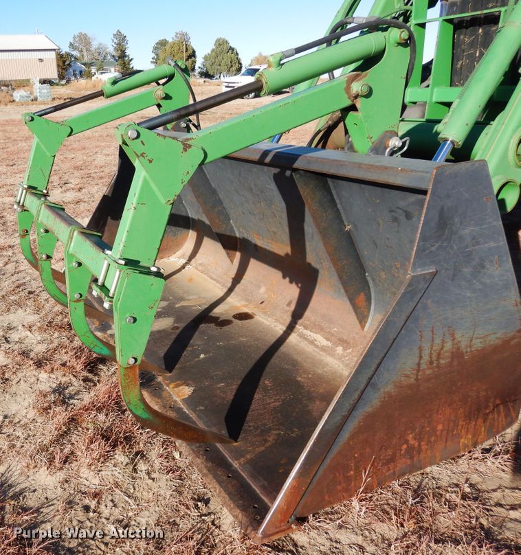 image for item DN6265 1998 John Deere 8200  MFWD tractor