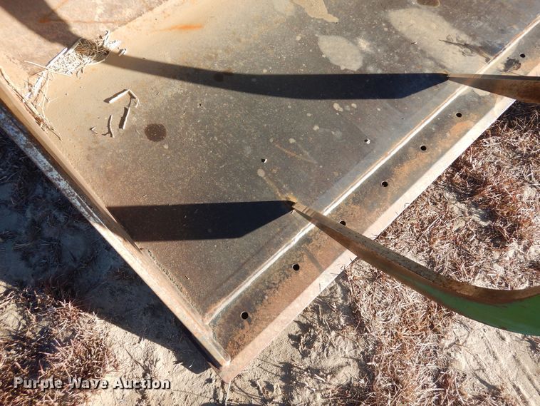 image for item DN6265 1998 John Deere 8200  MFWD tractor