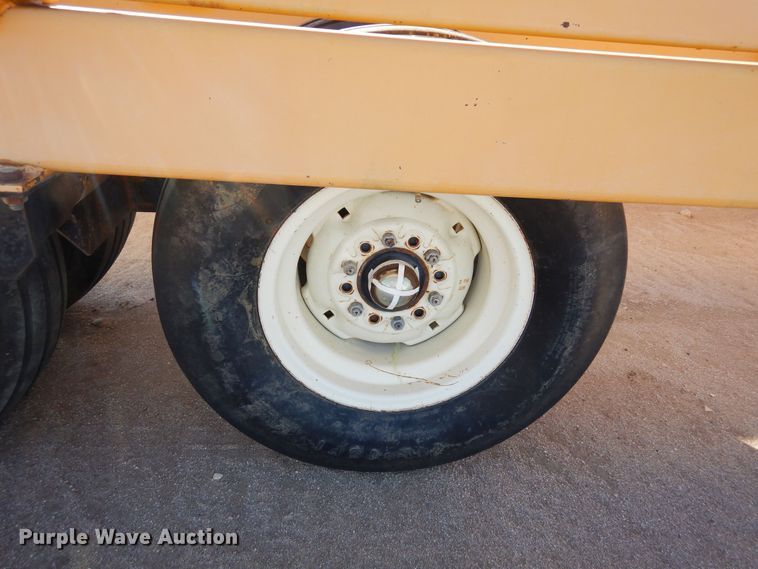 image for item DN6266 Buffalo  hay bale mover