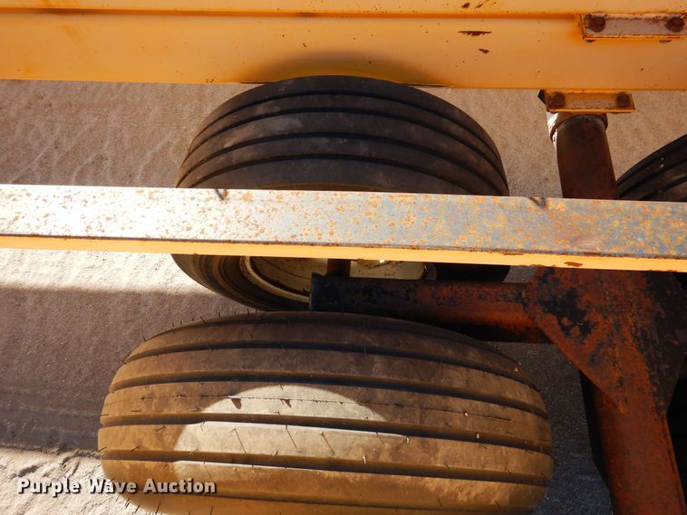 image for item DN6266 Buffalo  hay bale mover