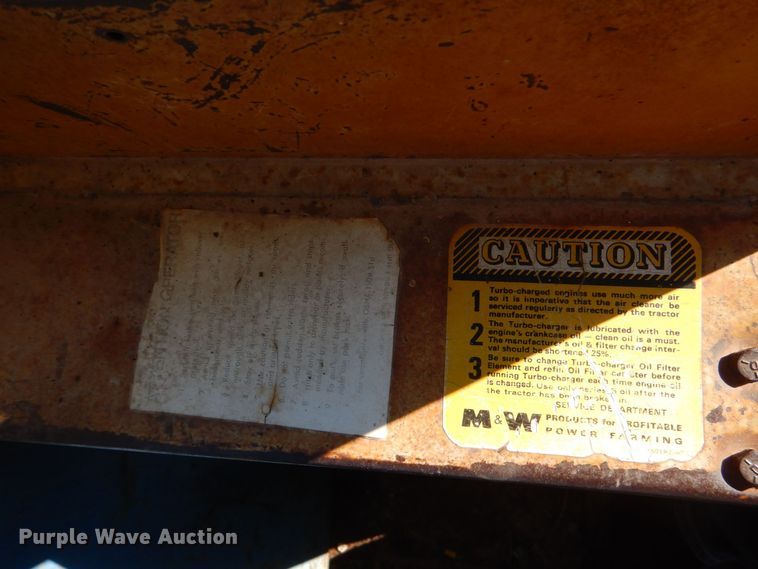 image for item DO1423 1968 Ford 8000  tractor