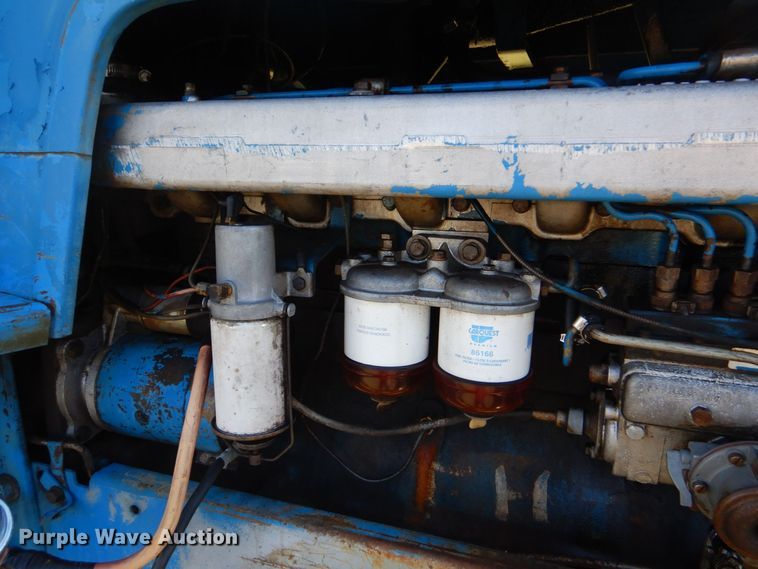 image for item DO1423 1968 Ford 8000  tractor