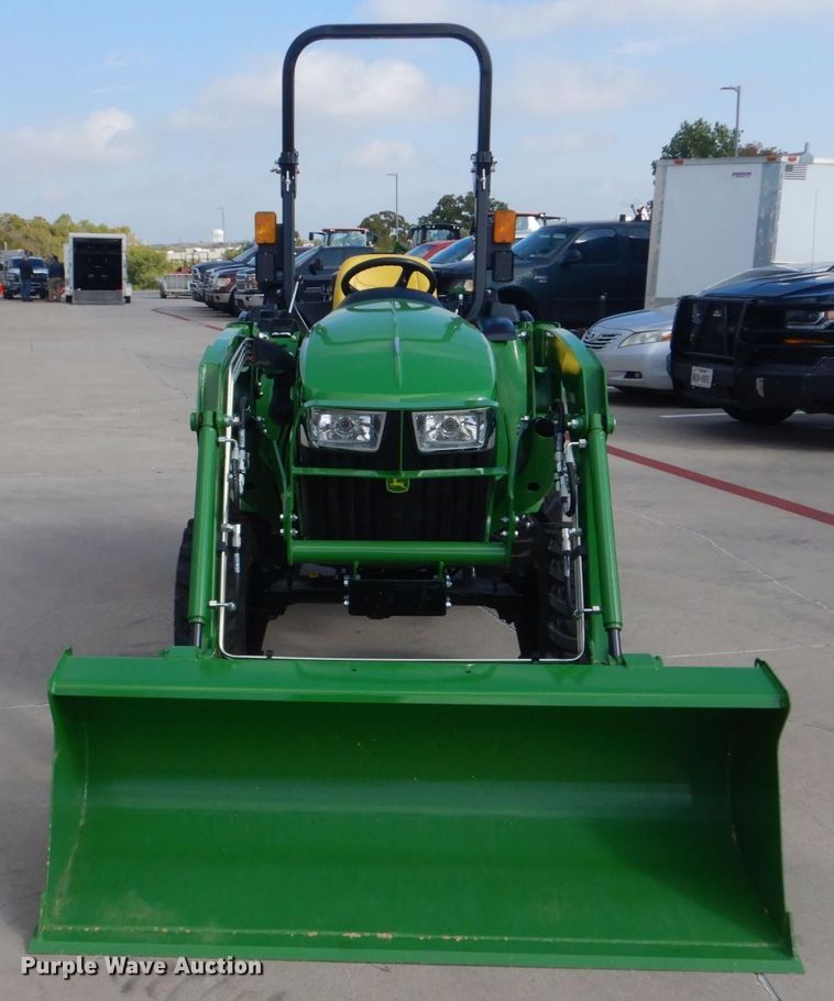 image for item DO1649 2022 John Deere 3025E  MFWD tractor