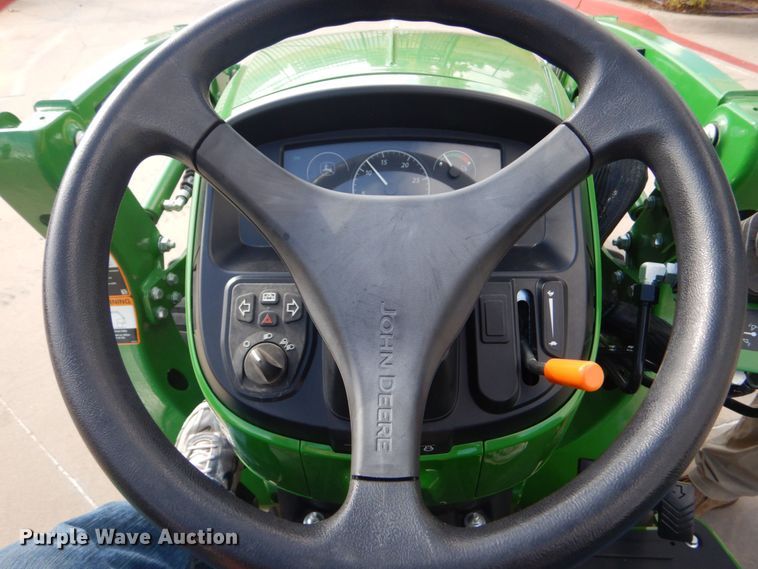 image for item DO1649 2022 John Deere 3025E  MFWD tractor