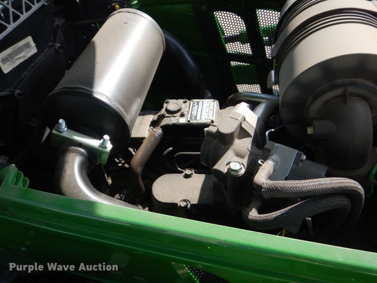 image for item DO1649 2022 John Deere 3025E  MFWD tractor