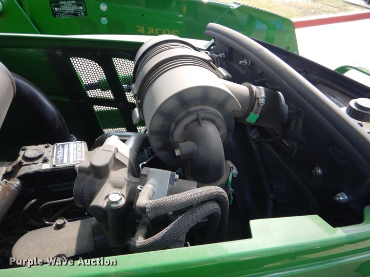 image for item DO1649 2022 John Deere 3025E  MFWD tractor