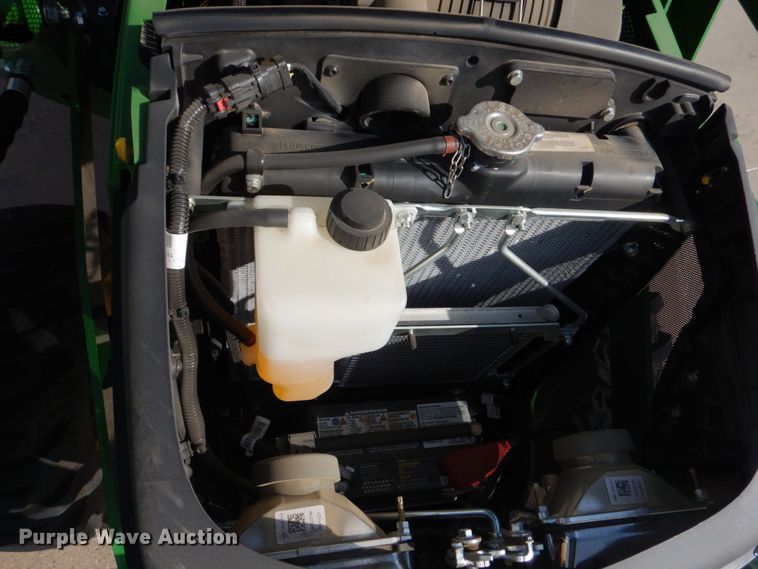 image for item DO1649 2022 John Deere 3025E  MFWD tractor