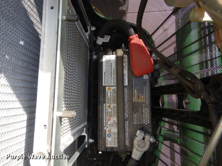 image for item DO1649 2022 John Deere 3025E  MFWD tractor